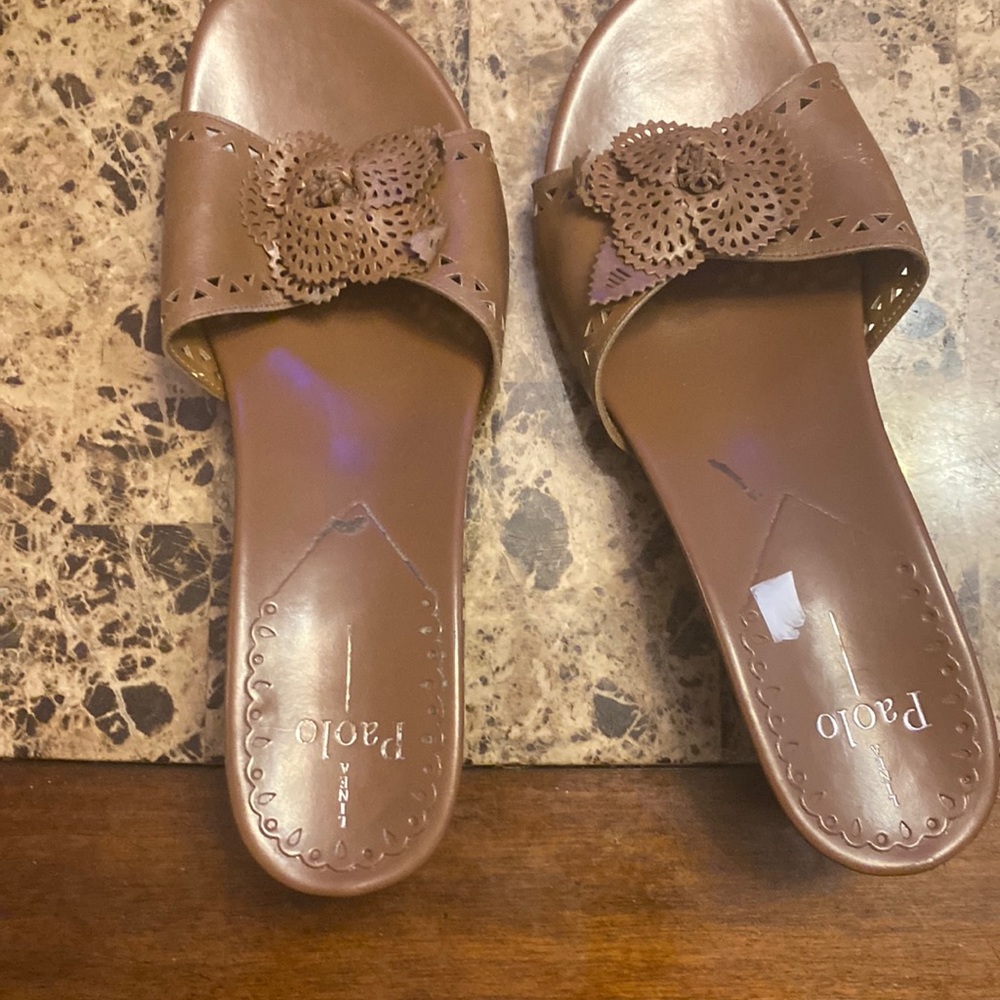 Paola brown mules